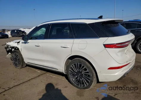 2021 Lincoln Corsair Reserve z USA, uszkodzony, nr VIN 5LMCJ2DH7MUL06500